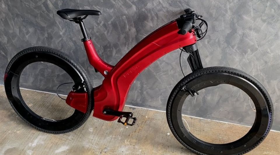 2023 Hubless E-Bike Reevo Ultimate Security, Smart Features, 37-Mile Range