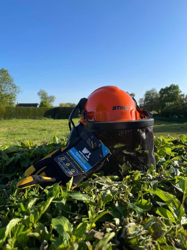 Stihl FS 240 C professional strimmer