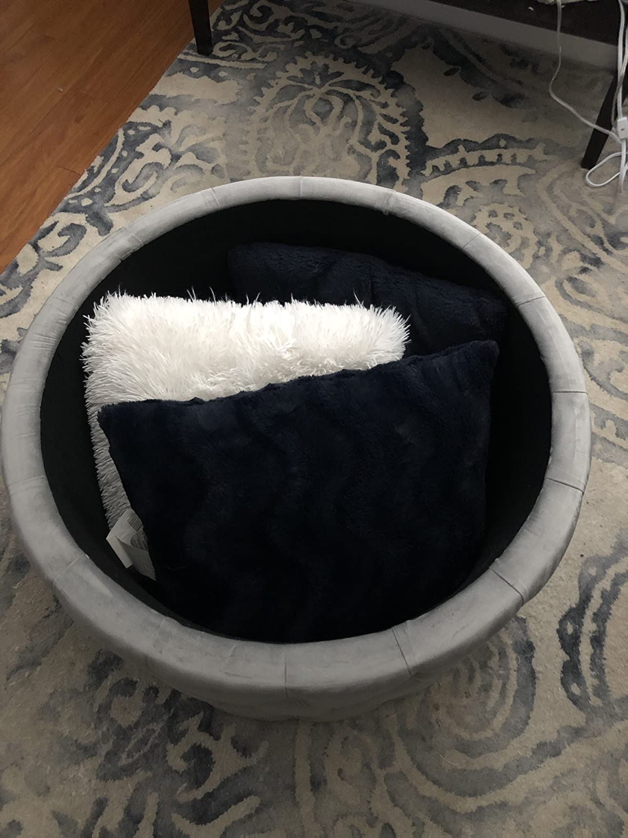 【Furniture】Homebeez Round Velvet Storage Ottoman, Button Tufted Footrest Stool Coffee Table