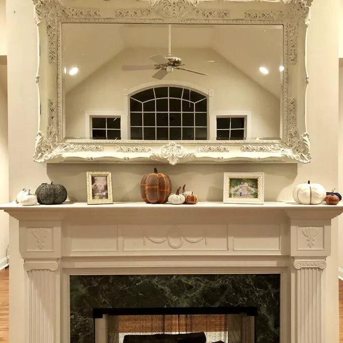 RADITIONAL BEVELED VENETIAN FULL LENGTH MIRROR